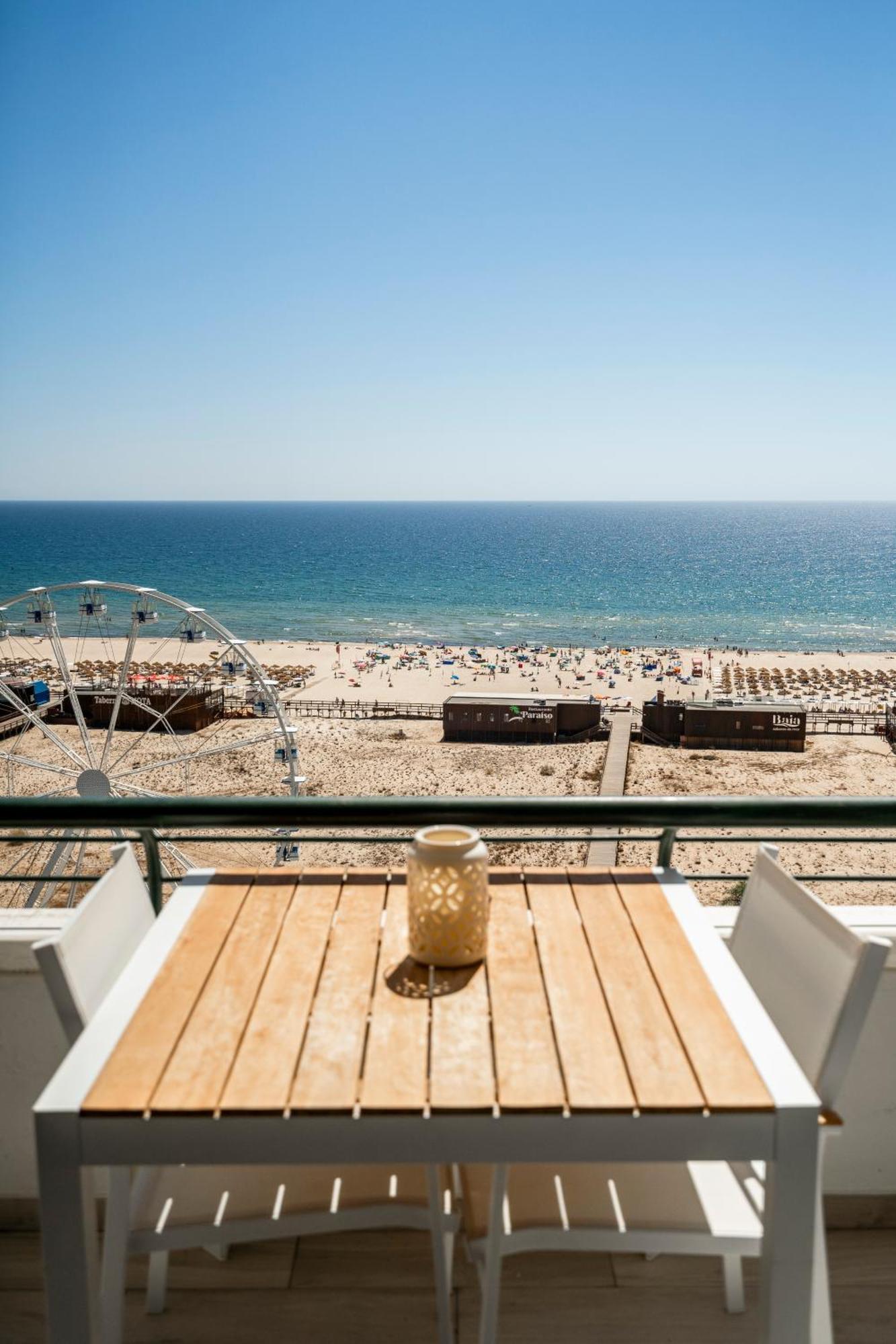 Sea Lovers - Sea Front - Studio Apartment Monte Gordo Exteriör bild